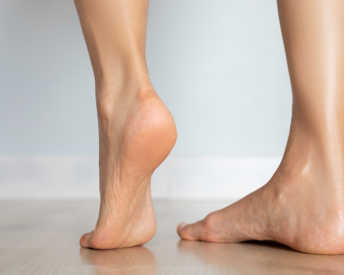 ¿Cómo puedo cuidar mis pies?